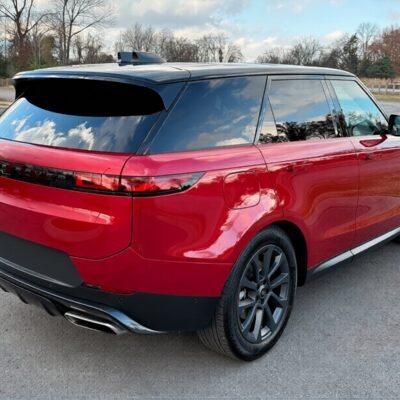 2024 Land Rover Range Rover Sport P360 SE – Cold Climate Package, Premium Interior Upgrade Package, Technology Package – No Reserve